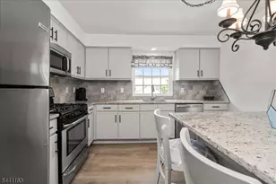 15 Rhea Run, Hampton Township, NJ 07860 - Photo 14