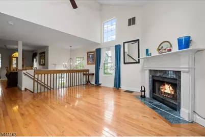 15 Rhea Run, Hampton Township, NJ 07860 - Photo 6
