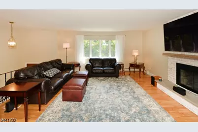 630 Van Emburgh Ave, Washington Township, NJ 07676 - Photo 4