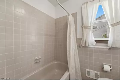 1177 Aaron Rd, North Brunswick Township, NJ 08902 - Photo 34
