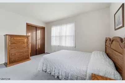 1177 Aaron Rd, North Brunswick Township, NJ 08902 - Photo 32
