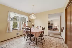 1177 Aaron Rd, North Brunswick Township, NJ 08902 - Photo 20