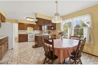 1177 Aaron Rd, North Brunswick Township, NJ 08902 - Photo 22
