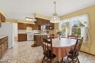 1177 Aaron Rd, North Brunswick Township, NJ 08902 - Photo 22