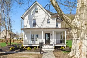 11 New St, Sussex, NJ 07461 - Photo 1