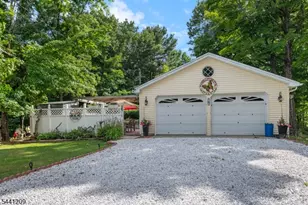 25 Belford Dr, West Milford, NJ 07421 - Photo 14