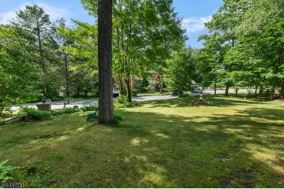 25 Belford Dr, West Milford, NJ 07421 - Photo 8