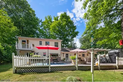 25 Belford Dr, West Milford, NJ 07421 - Photo 4