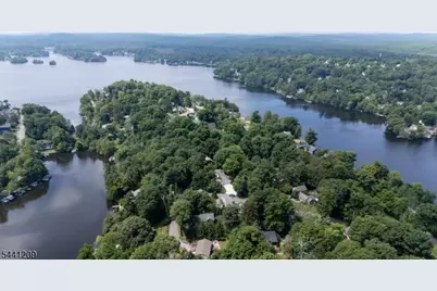 25 Belford Dr, West Milford, NJ 07421 - Photo 34