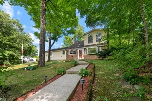 25 Belford Dr, West Milford, NJ 07421 - Photo 2