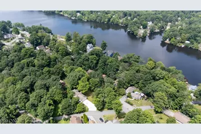 25 Belford Dr, West Milford, NJ 07421 - Photo 10