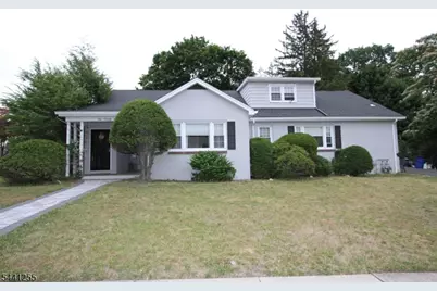 179 Mohawk Ave, Hawthorne, NJ 07506 - Photo 2
