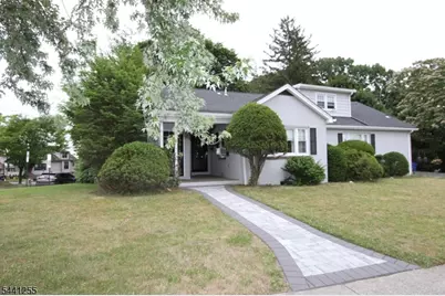 179 Mohawk Ave, Hawthorne, NJ 07506 - Photo 1
