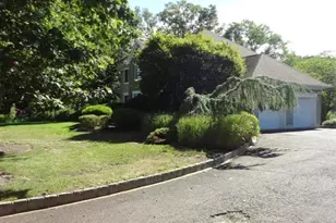 246 Fresh Ponds Rd, South Brunswick Township, NJ 08831 - Photo 36