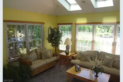 246 Fresh Ponds Rd, South Brunswick Township, NJ 08831 - Photo 28