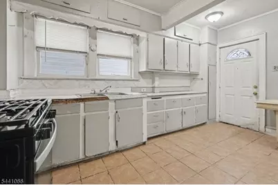 315 Itaska St, Hillside, NJ 07205 - Photo 12