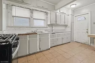 315 Itaska St, Hillside, NJ 07205 - Photo 12