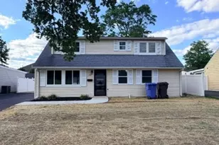 109 W Arthur Pl, Woodbridge Township, NJ 08830 - Photo 8