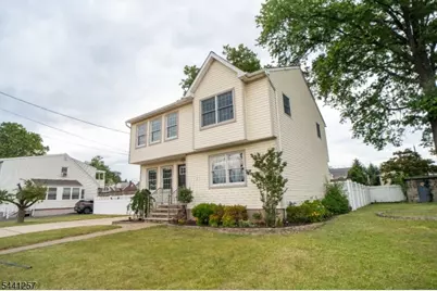 130 Loretta St, Woodbridge Township, NJ 08861 - Photo 2