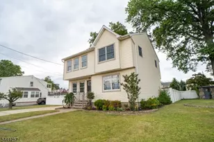 130 Loretta St, Woodbridge Township, NJ 08861 - Photo 2