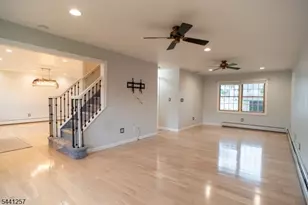130 Loretta St, Woodbridge Township, NJ 08861 - Photo 6