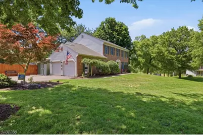30 Glen Eagles Rd, Washington Township, NJ 07882 - Photo 4