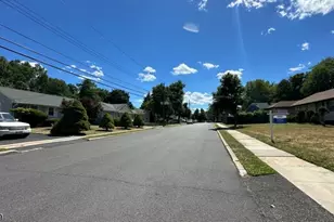 24 Valley View Rd, Hillside, NJ 07205 - Photo 20