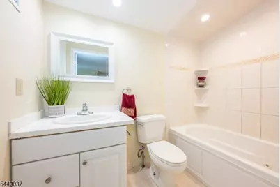 4 Van Duyne Ave, Riverdale, NJ 07457 - Photo 24