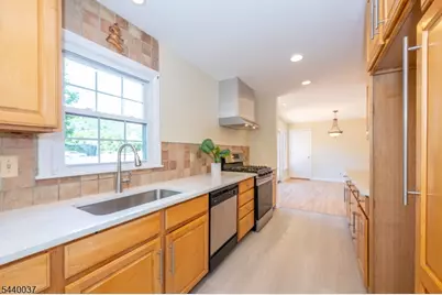 4 Van Duyne Ave, Riverdale, NJ 07457 - Photo 14