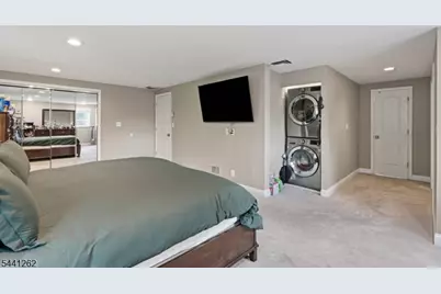 42 Brandon Ave, Livingston, NJ 07039 - Photo 20