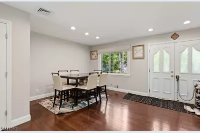 42 Brandon Ave, Livingston, NJ 07039 - Photo 4