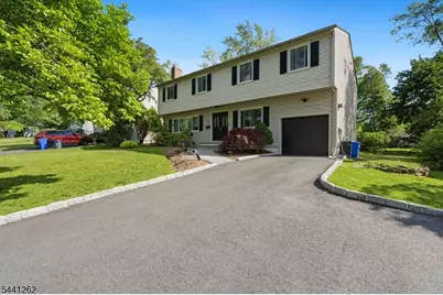 42 Brandon Ave, Livingston, NJ 07039 - Photo 32