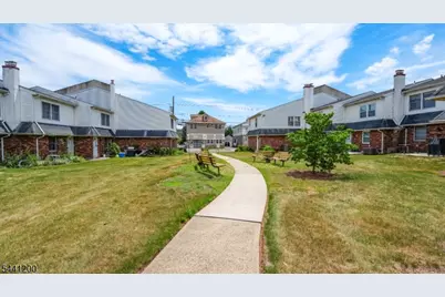 151 South 7th Ave, Manville, NJ 08835 - Photo 20