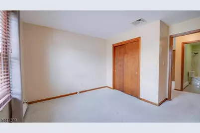 151 South 7th Ave, Manville, NJ 08835 - Photo 10