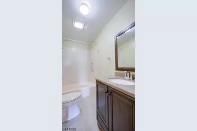 151 South 7th Ave, Manville, NJ 08835 - Photo 12