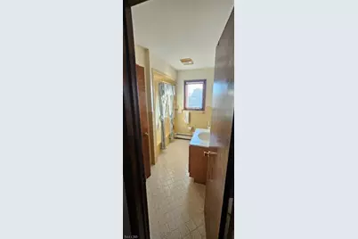 212 Falmouth Ave, Elmwood Park, NJ 07407 - Photo 10