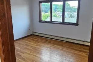 212 Falmouth Ave, Elmwood Park, NJ 07407 - Photo 12