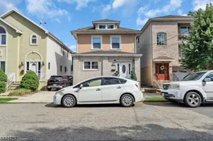 510 Burnham Rd, Elizabeth, NJ 07202 - Photo 4