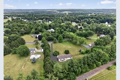 22 Sandra Rd, East Amwell Township, NJ 08551 - Photo 4