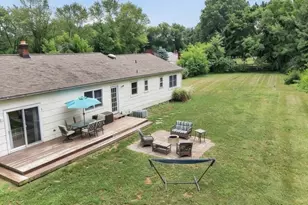 22 Sandra Rd, East Amwell Township, NJ 08551 - Photo 2