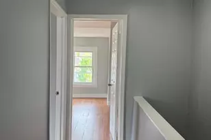 105 N Munn Ave, East Orange, NJ 07017 - Photo 4