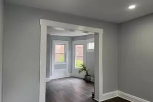 105 N Munn Ave, East Orange, NJ 07017 - Photo 4
