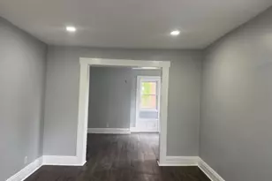 105 N Munn Ave, East Orange, NJ 07017 - Photo 12