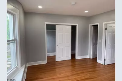 105 N Munn Ave, East Orange, NJ 07017 - Photo 14