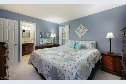 45 Fieldstone Dr, Somerville, NJ 08876 - Photo 16