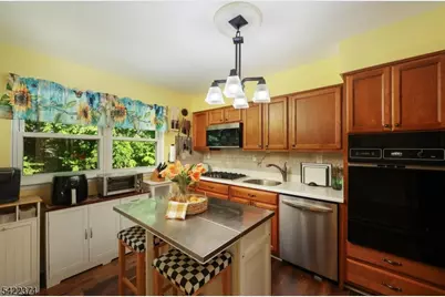 45 Fieldstone Dr, Somerville, NJ 08876 - Photo 12
