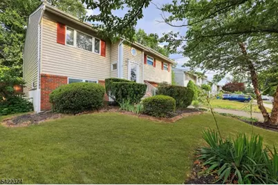 45 Fieldstone Dr, Somerville, NJ 08876 - Photo 4