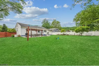 336 Darby Ln, Mountainside, NJ 07092 - Photo 32