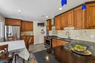 336 Darby Ln, Mountainside, NJ 07092 - Photo 16