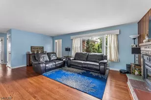 336 Darby Ln, Mountainside, NJ 07092 - Photo 8